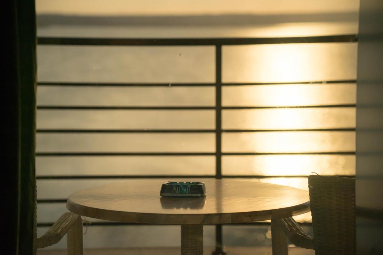 Lake Boutique Apartments & Rooms Mamaia Exterior foto