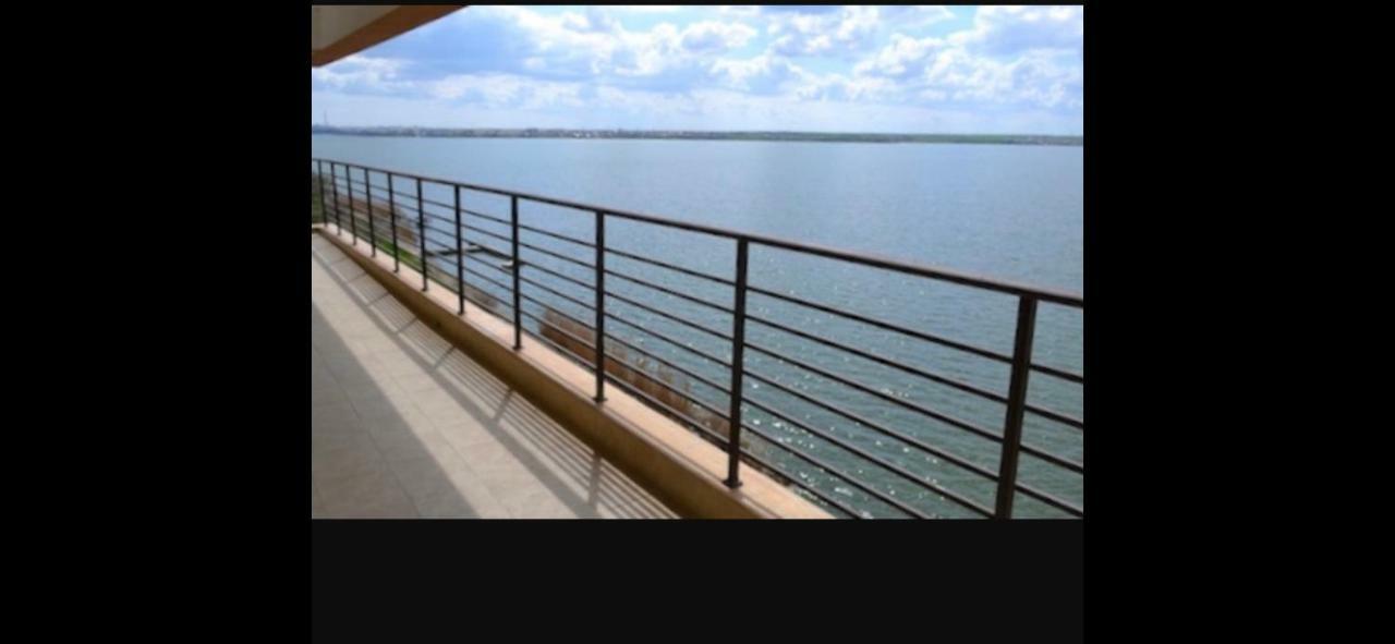 Lake Boutique Apartments & Rooms Mamaia Exterior foto