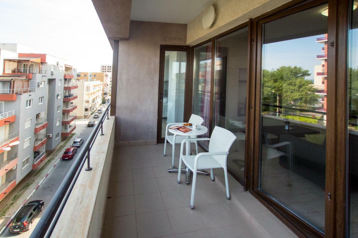 Lake Boutique Apartments & Rooms Mamaia Exterior foto